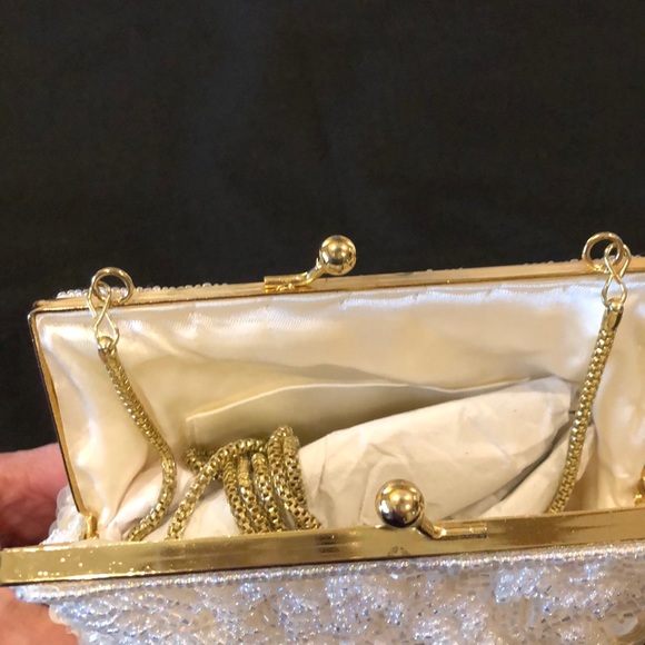 Handbag - Picture 6 of 6